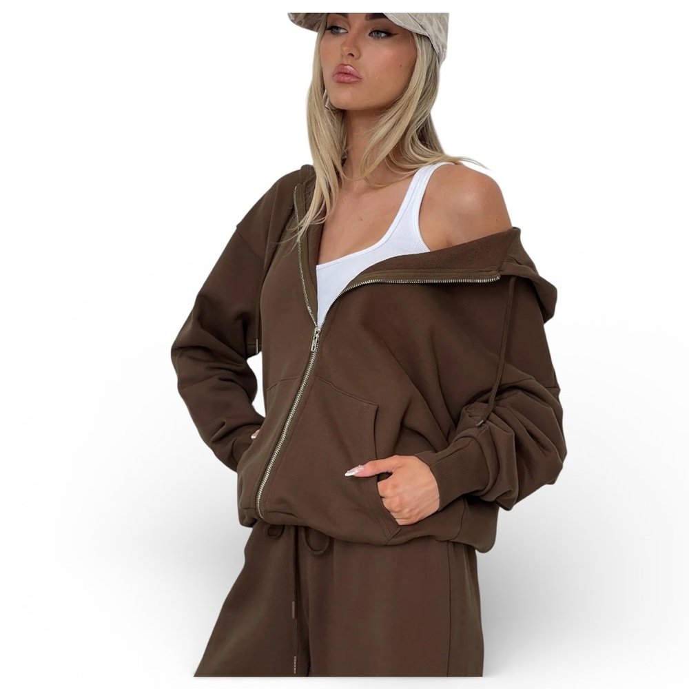 Princess Polly All Day Oversized Hoodie Chocolate, Size 6 NWT